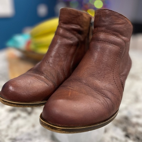 Lucky Brand Leather Boots woman’s size 9 - Picture 5 of 16